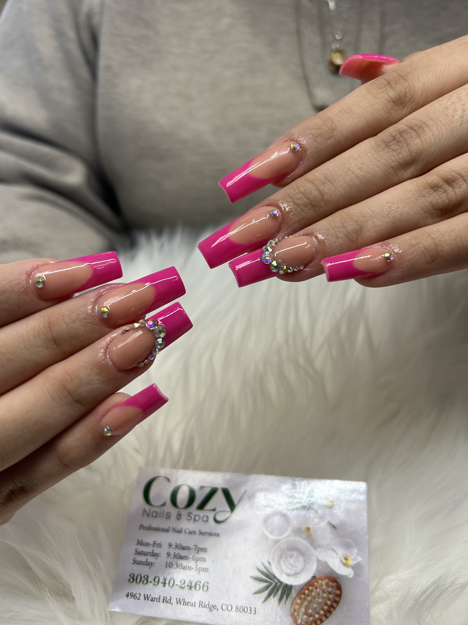 Cozy Nails & Spa nail photo 2